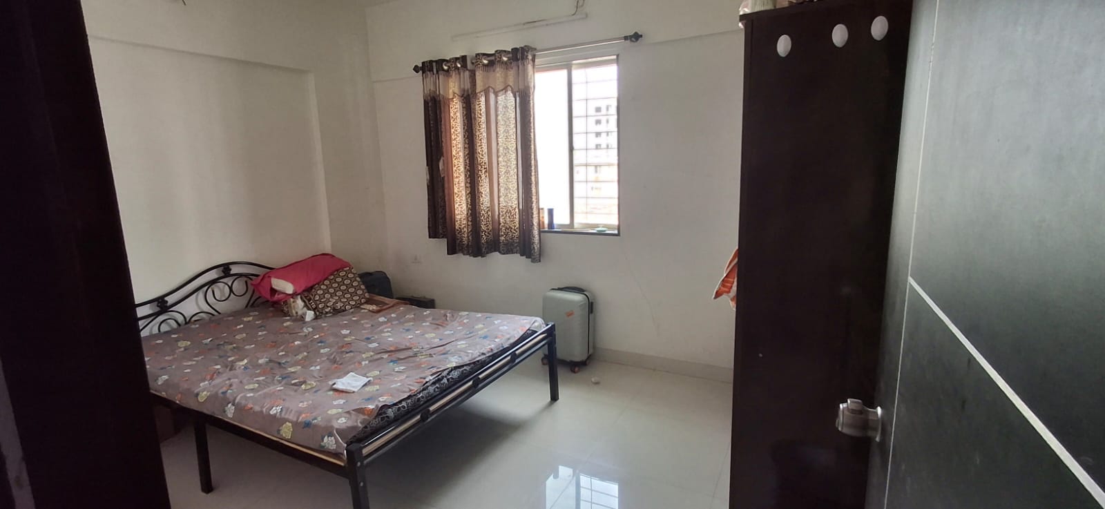 2 BHK Apartment in Hazel View | Ready to Move Residential Fla