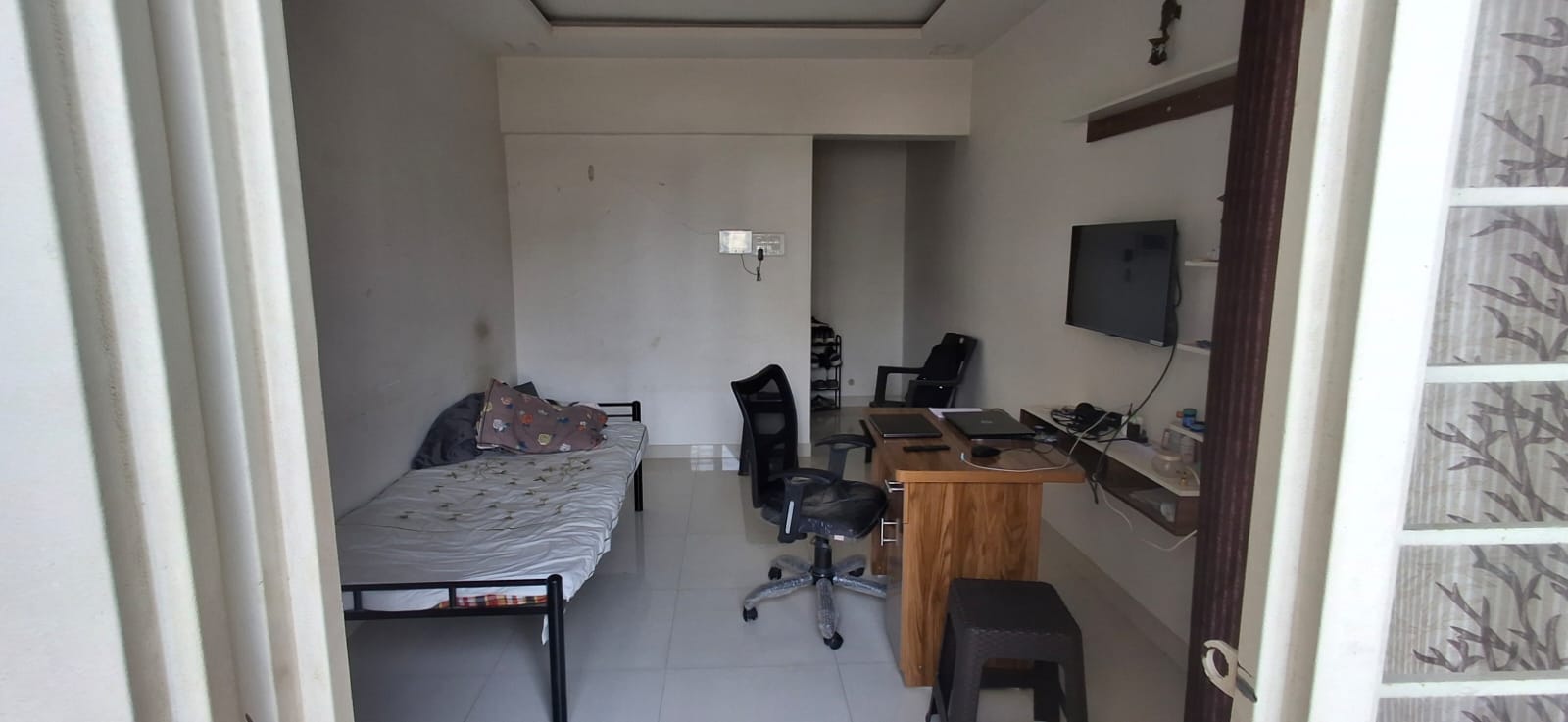 2 BHK Apartment in Hazel View | Ready to Move Residential Fla